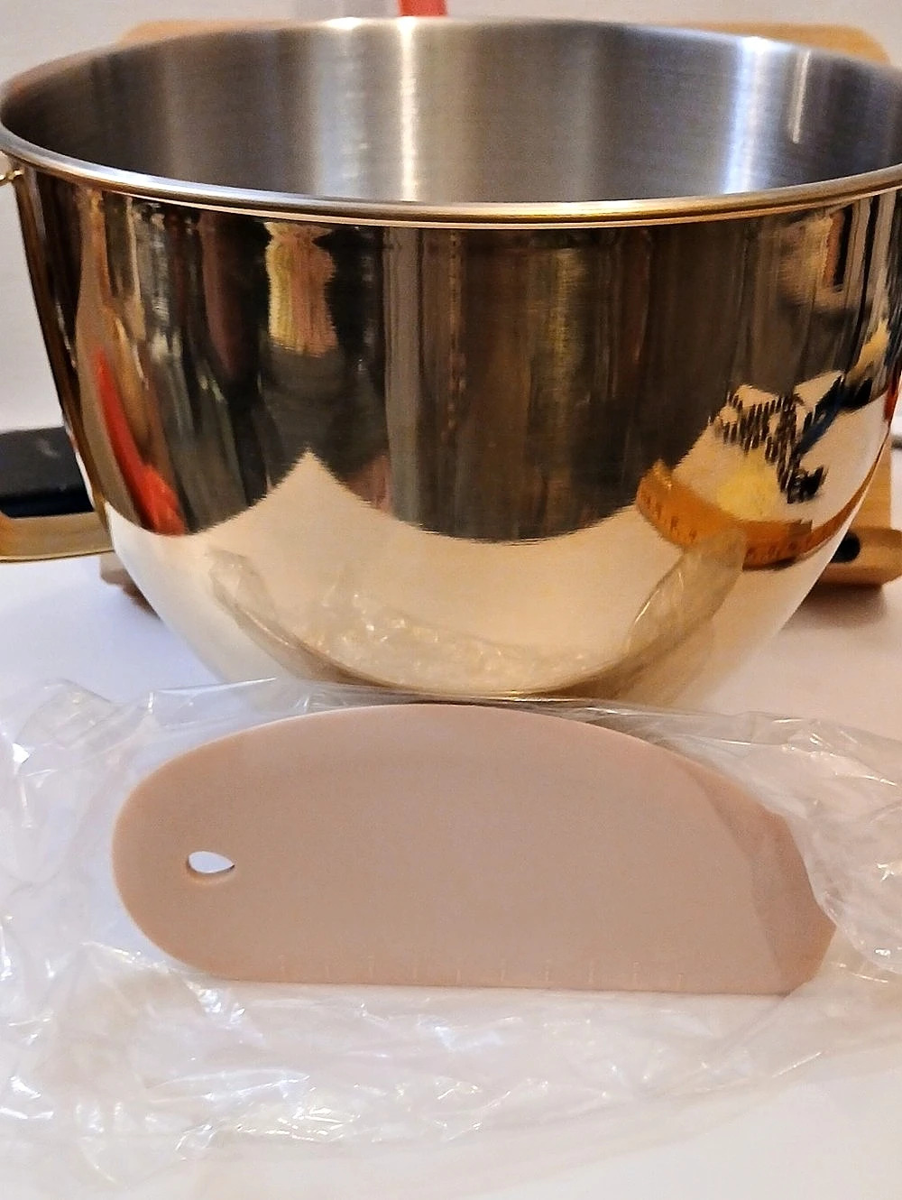KitchenAid 5-Quart Tilt-Head Polished Stainless Steel Bowl with Handle Polished